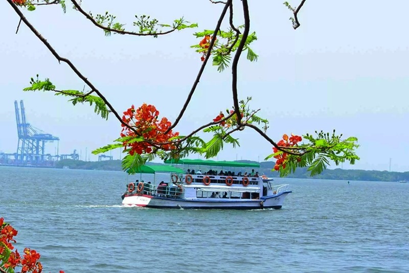 Marine Drive Boating